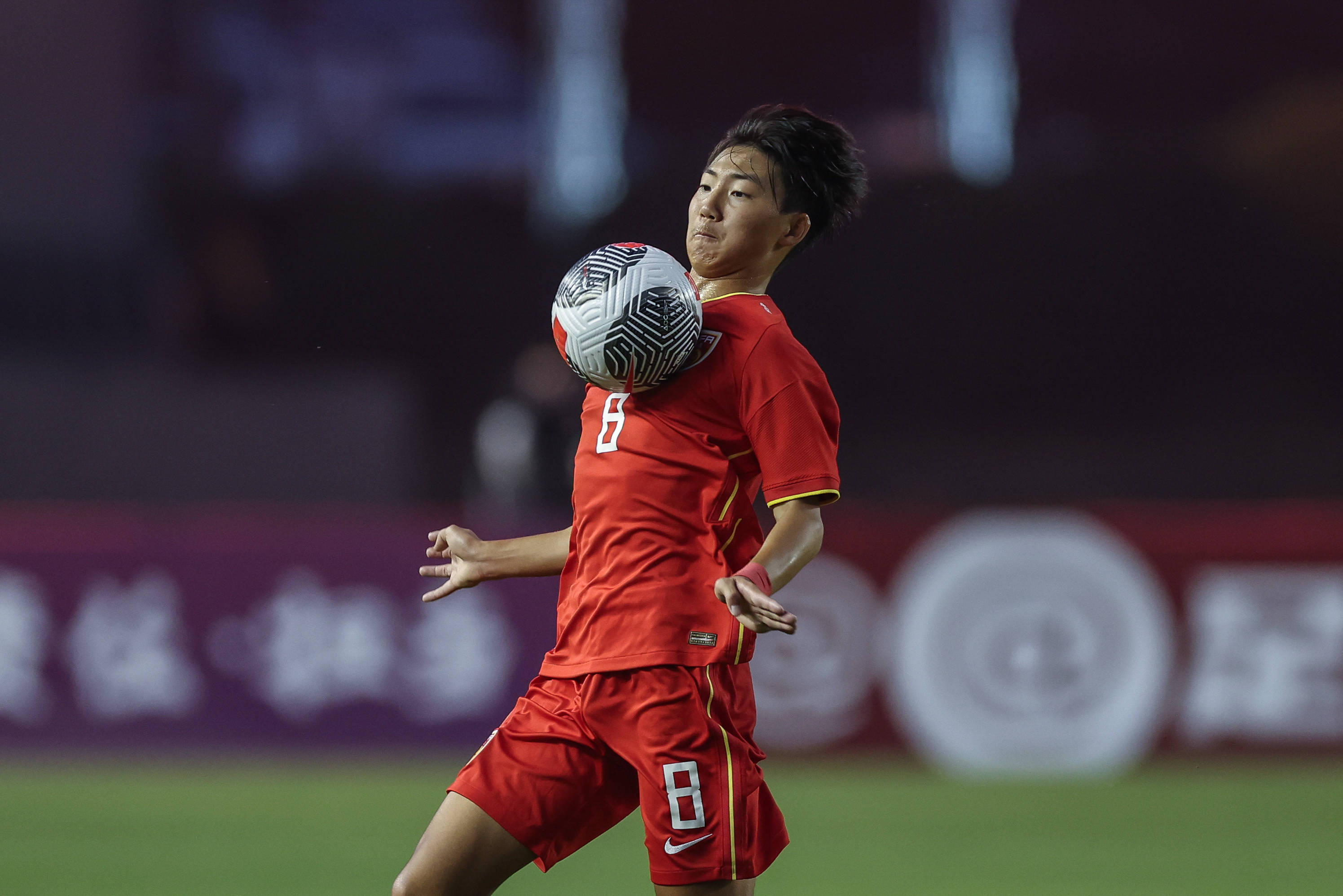 电子游戏-贝尔格莱德红星大胜，坚定目标争取塞超冠军的简单介绍