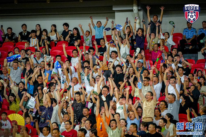 意甲联赛现场直播，球迷热情呼声不断(意甲联赛现场直播,球迷热情呼声不断)